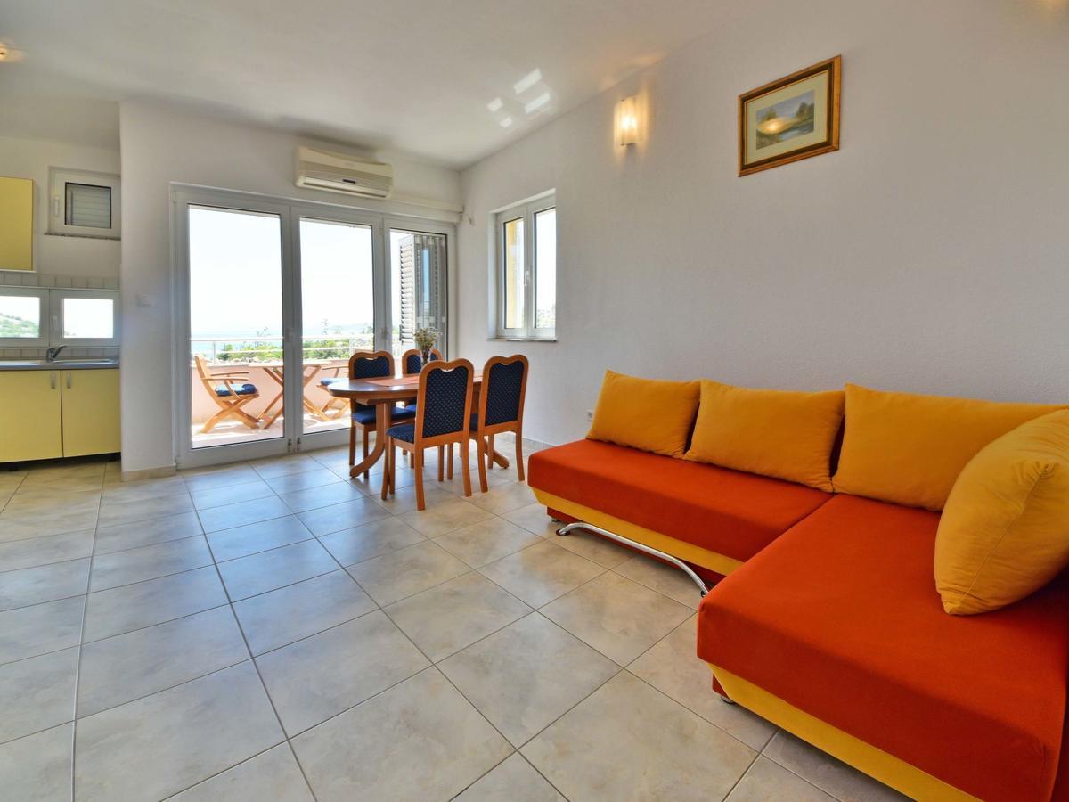 Apartment Golub-4 By Interhome Cesarica Exterior foto